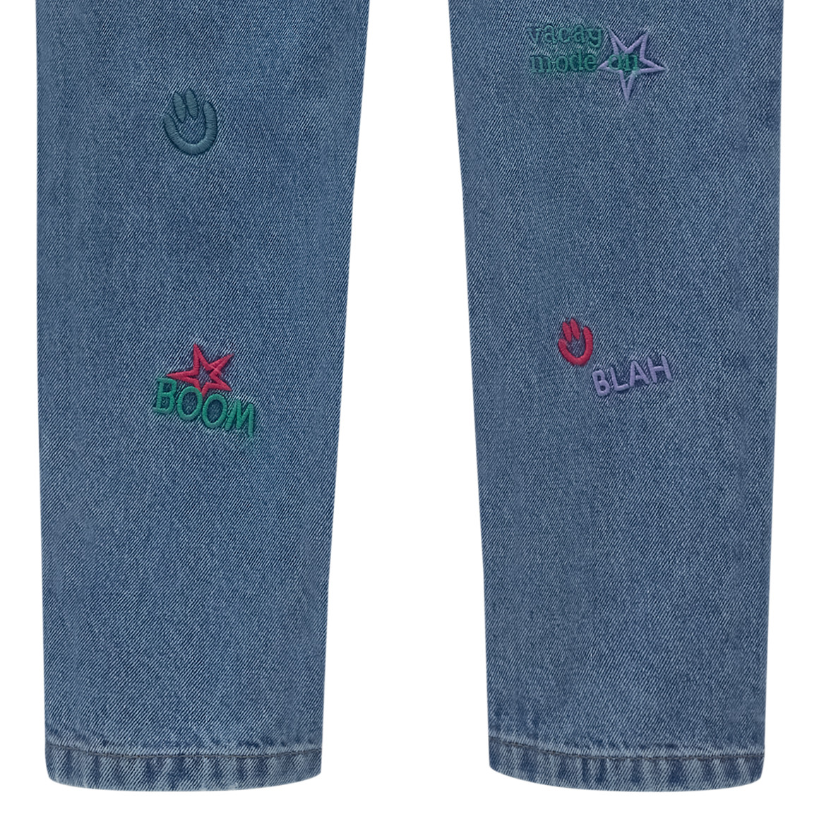Jeans voor jongens met borduursels