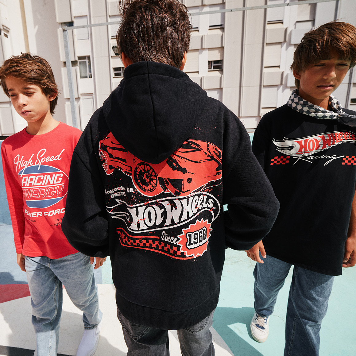 Hot Wheels Hoodie mit Rückenprint