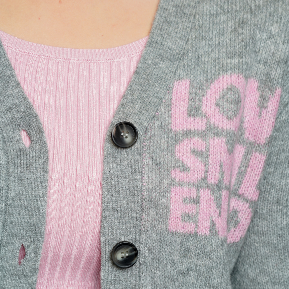 Damen Strickjacke mit Schriftzug