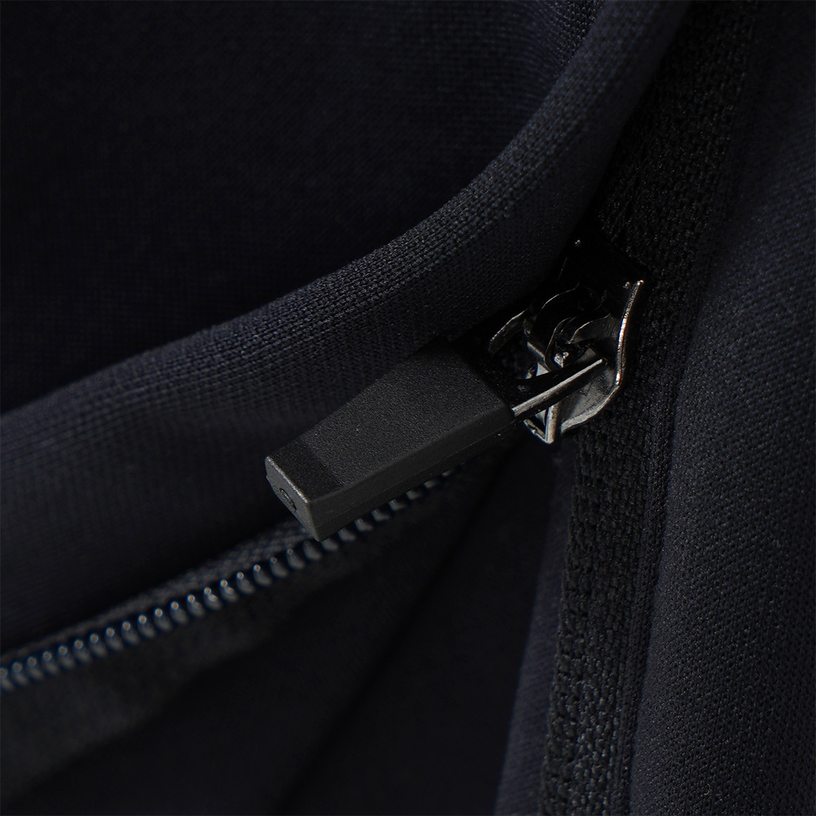 Jungen Sporthose mit Bein-Reißverschluss