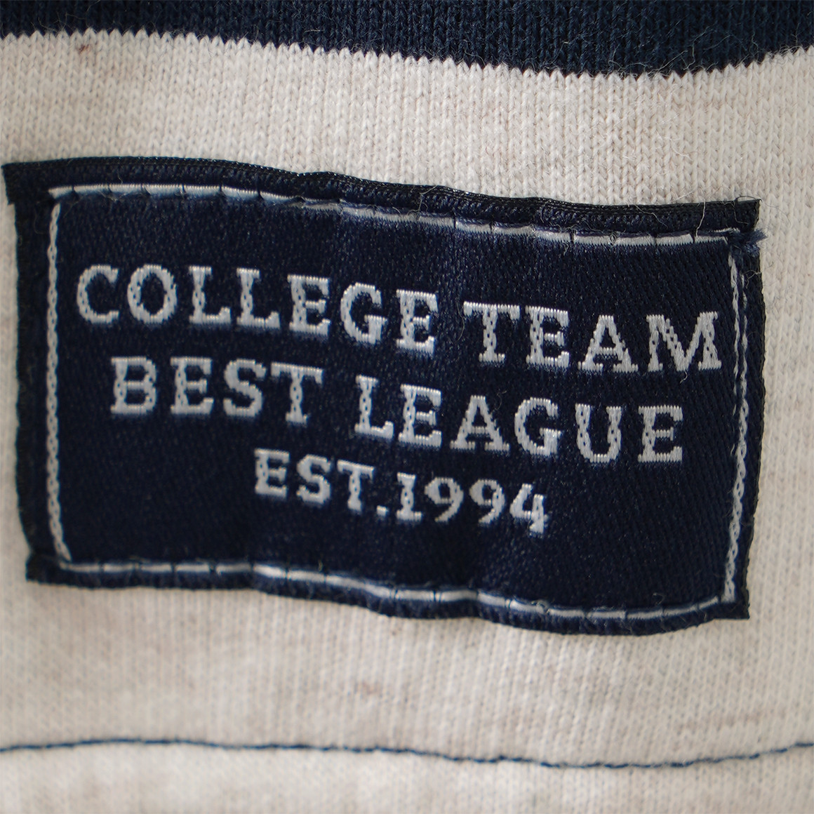 Jungen Sweatshirt mit Streifen