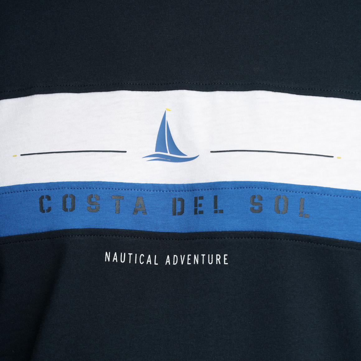 Herren T-Shirt mit Farbteiler