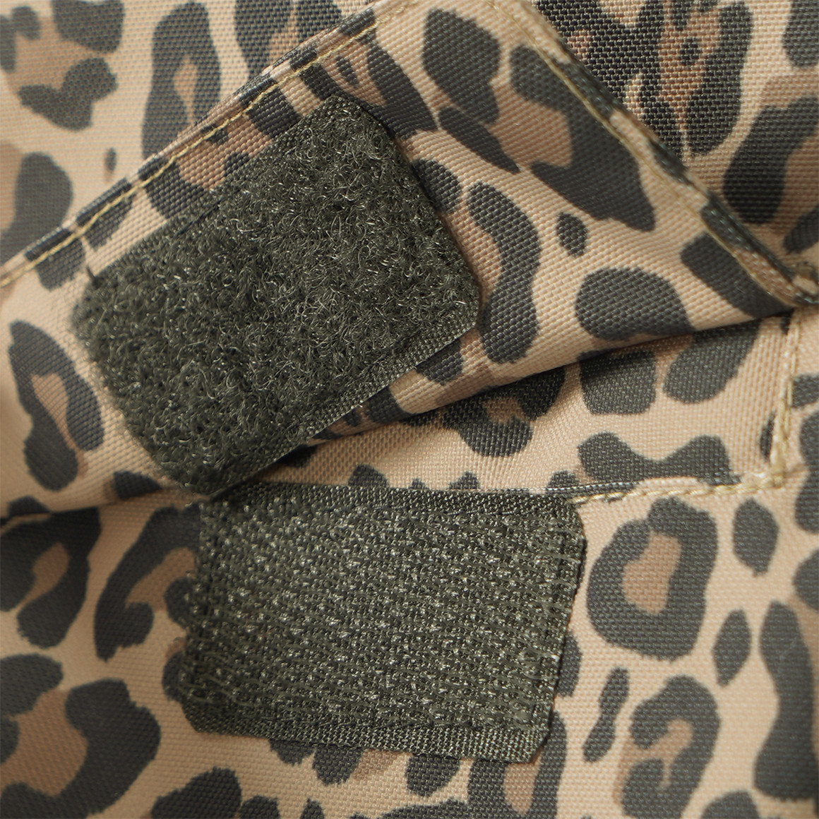 Baby Schneeoverall im Leo-Design