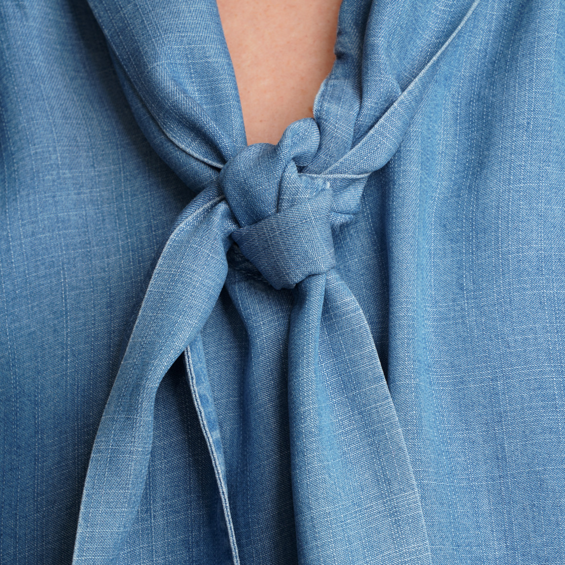 Damen Bluse aus leichtem Denim