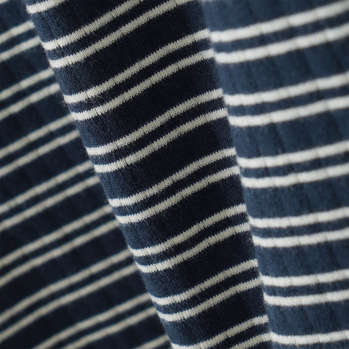 Mädchen Langarmshirt im Streifen-Look