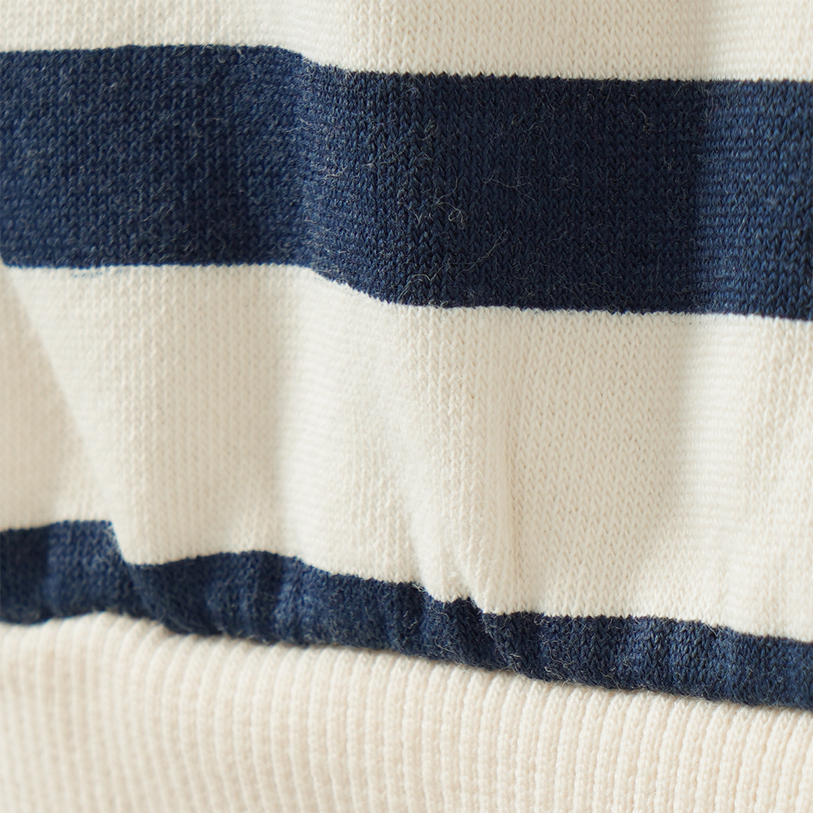 Mädchen Sweatshirt mit Streifen