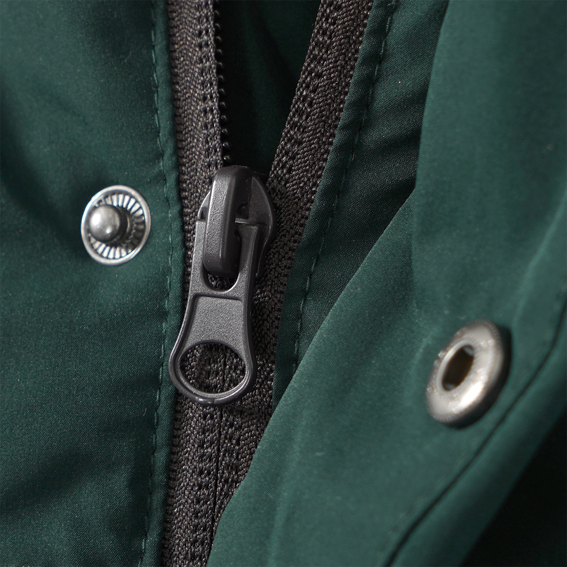 Jungen Winterjacke mit Kapuze