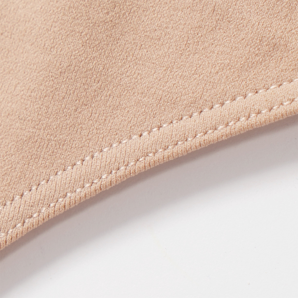 3 Damen Seamless-Strings im Basic-Look