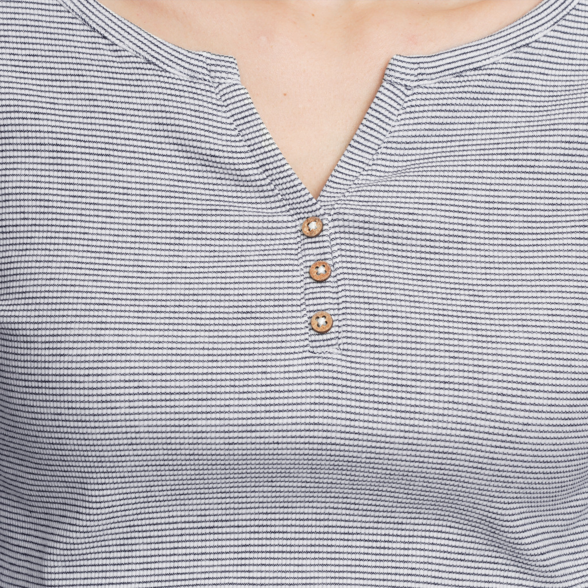 Damen Langarmshirt mit feinen Streifen