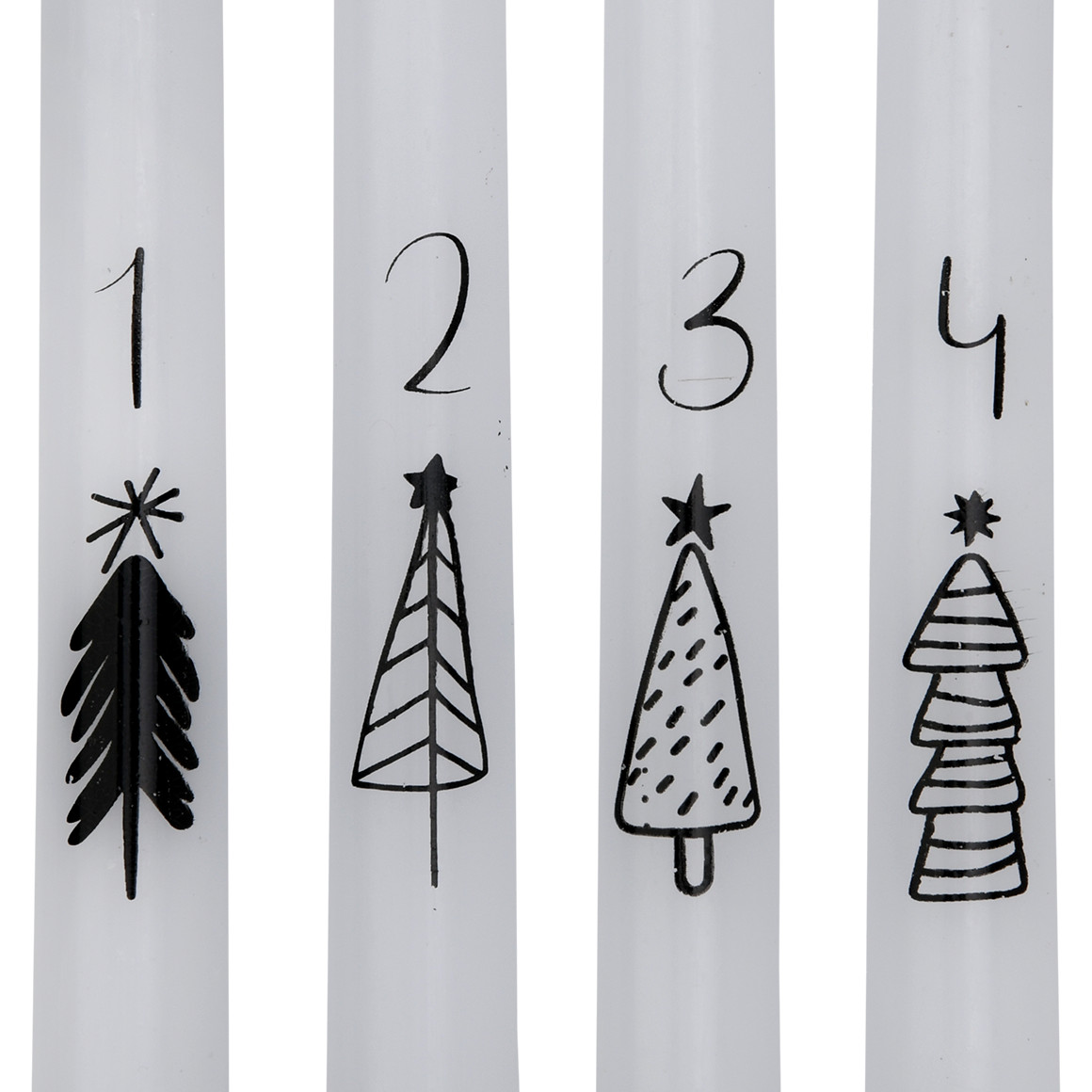 4 Stabkerzen im weihnachtlichen Design
