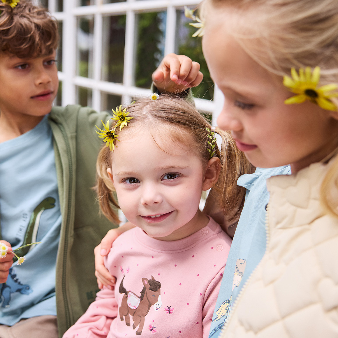 Baby Sweatshirt mit Pferde-Print