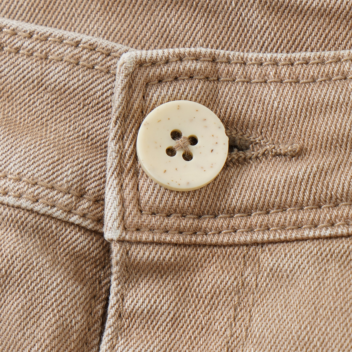 Baby Jeans mit ausgestellten Beinen