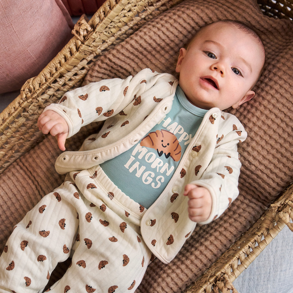 Newborn Set mit Sweatjacke und Leggings