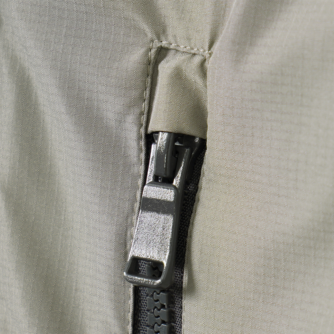 Jongensblouson met capuchon