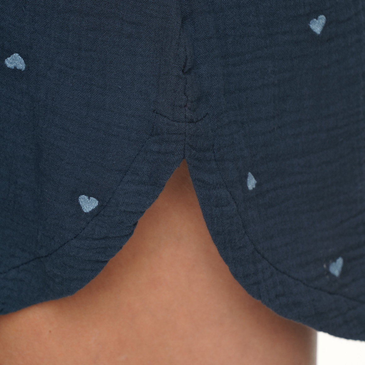 Damen Musselin-Nachthemd mit Herzen allover