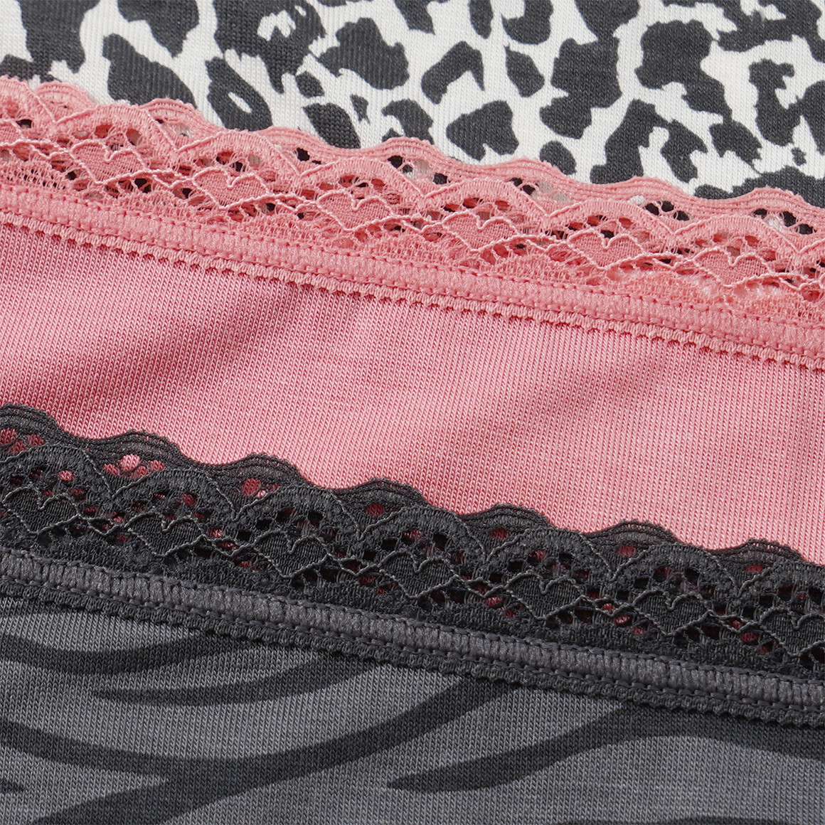 3 Damen Hipster mit Spitze