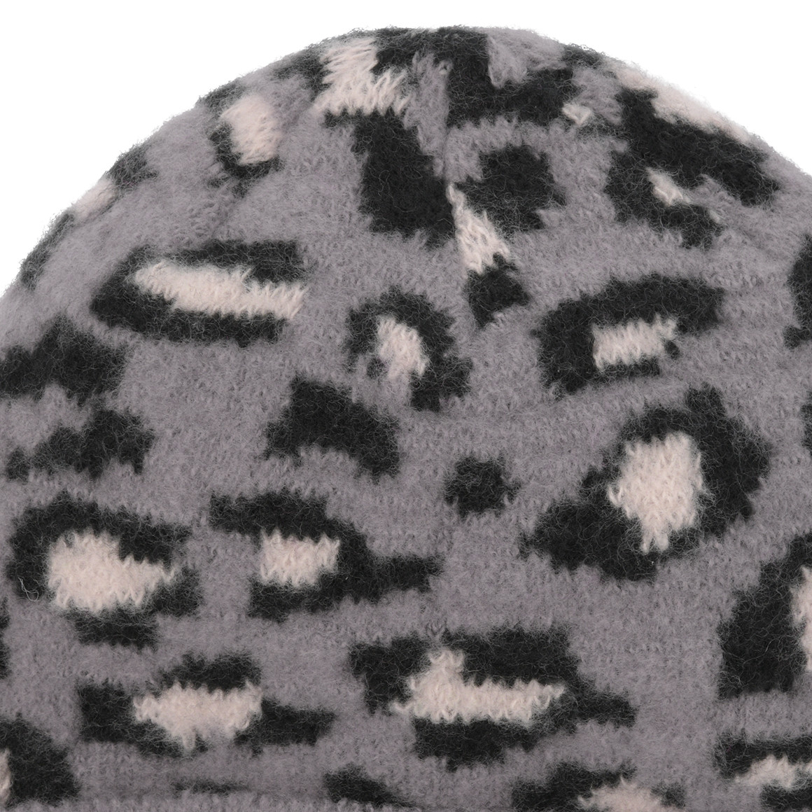 Dames wintermuts met leopatroon