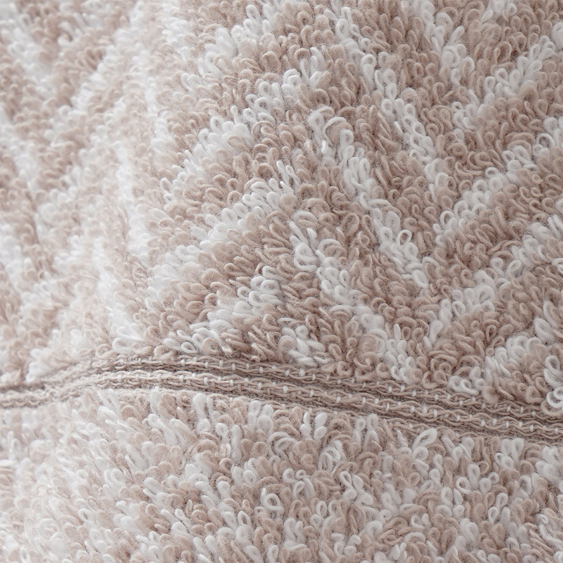 Badhanddoeken met visgraatmotief