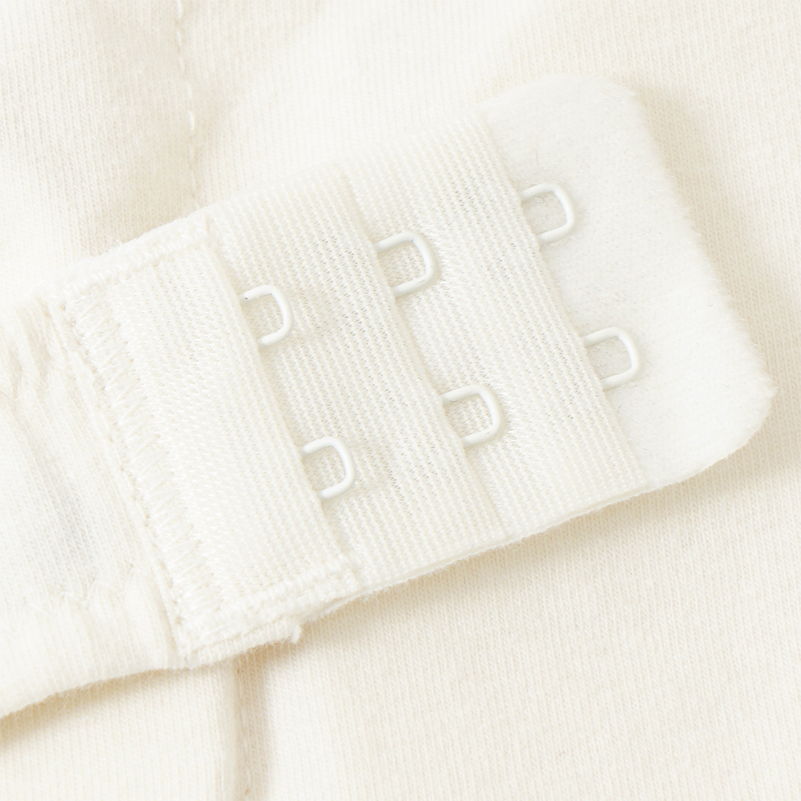 2 bh’s voor meisjes met kant