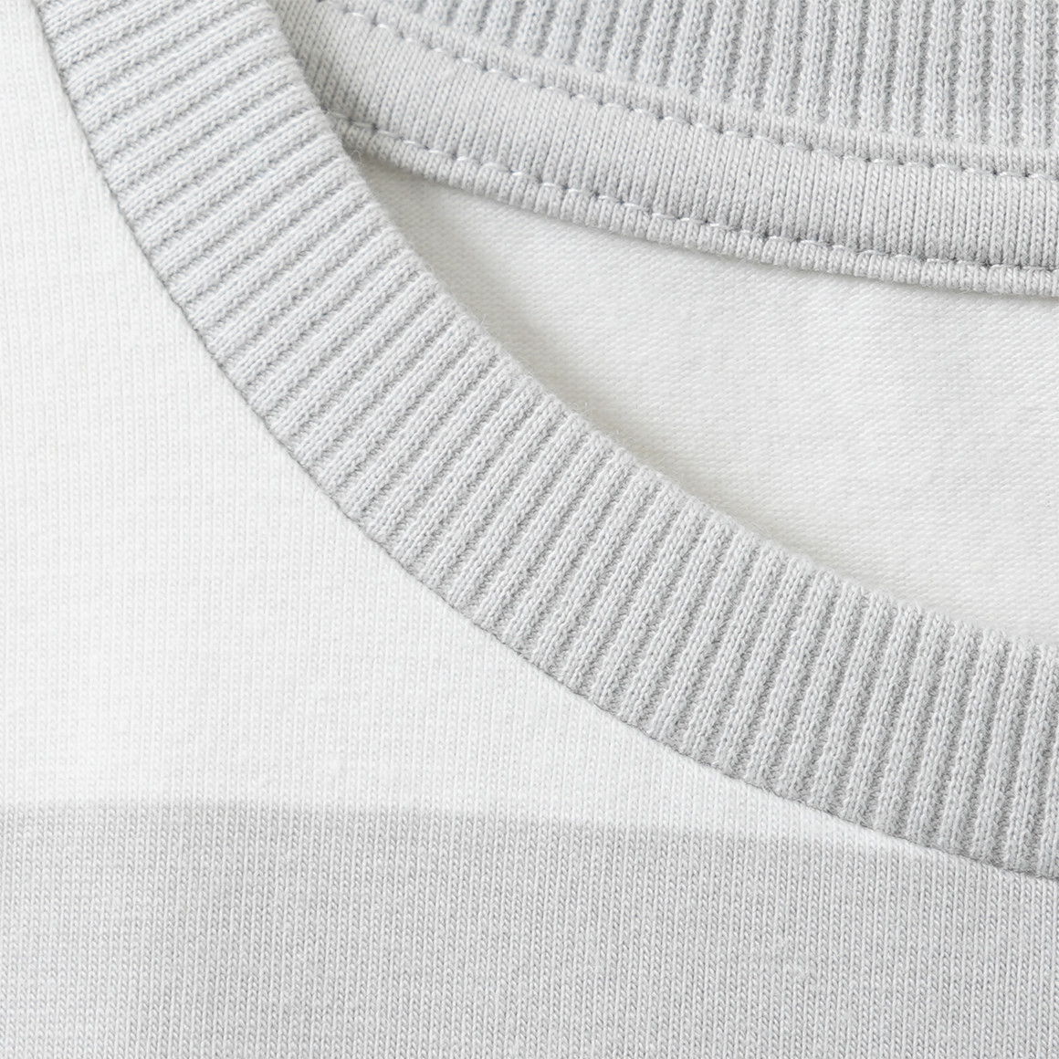 Jungen T-Shirt mit Blockstreifen