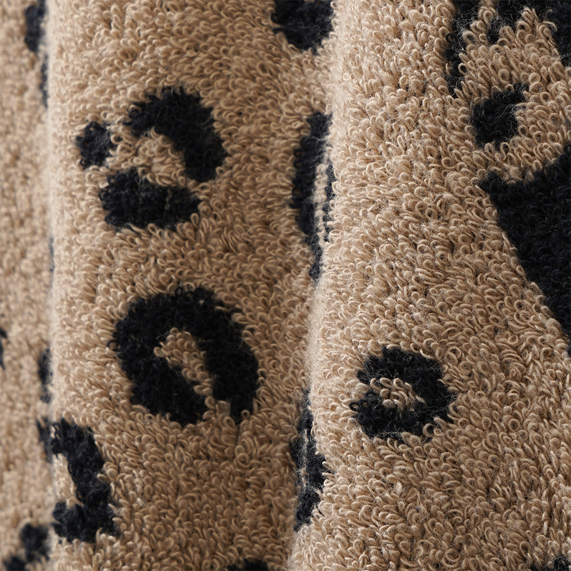 Handdoek met hartjes all-over