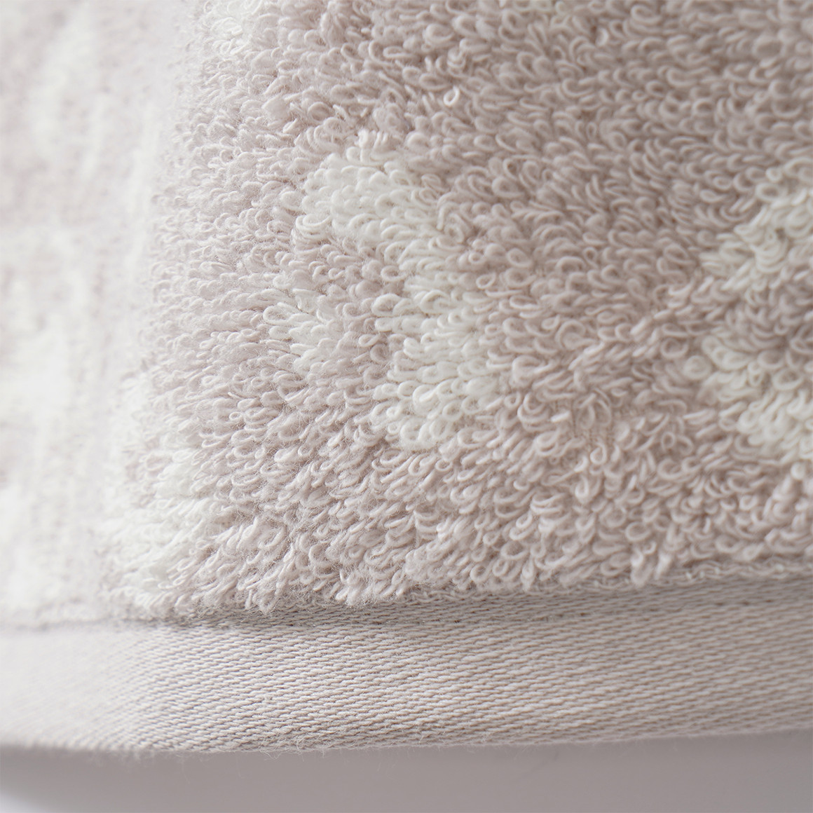 Handdoek met hartjes all-over