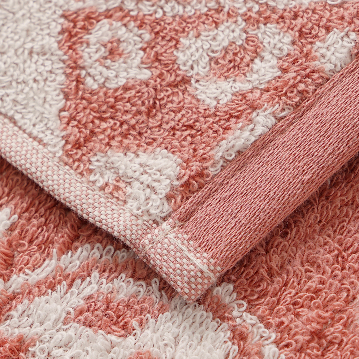 Handtuch mit Herz-Allover