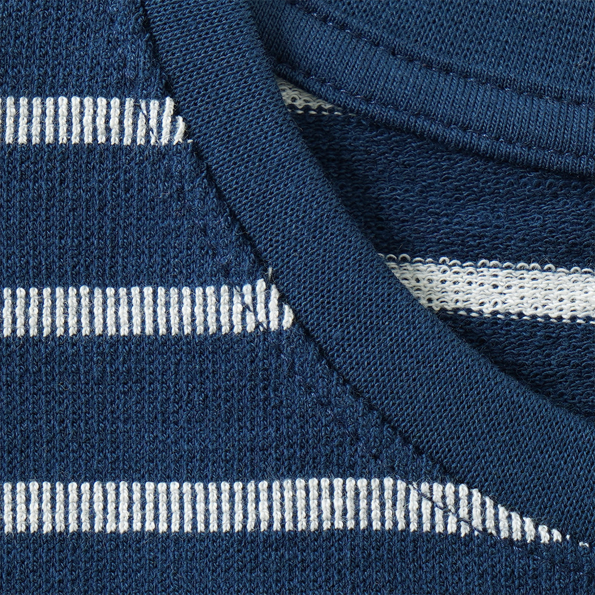 Jungen T-Shirt mit Streifen 