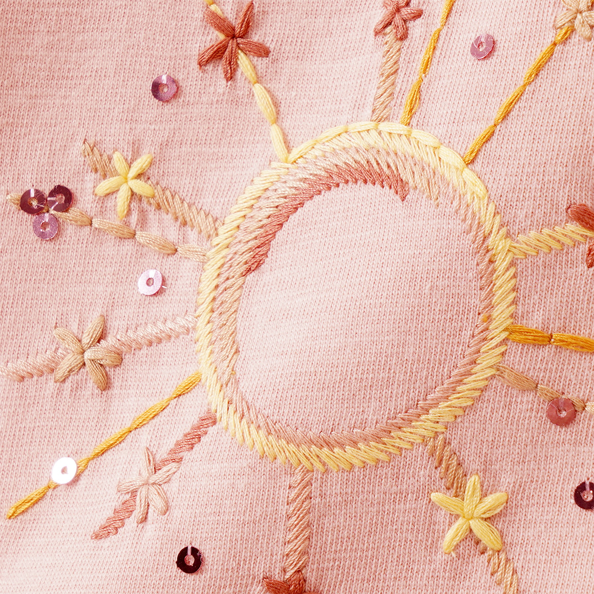 Mädchen T-Shirt mit Stickerei