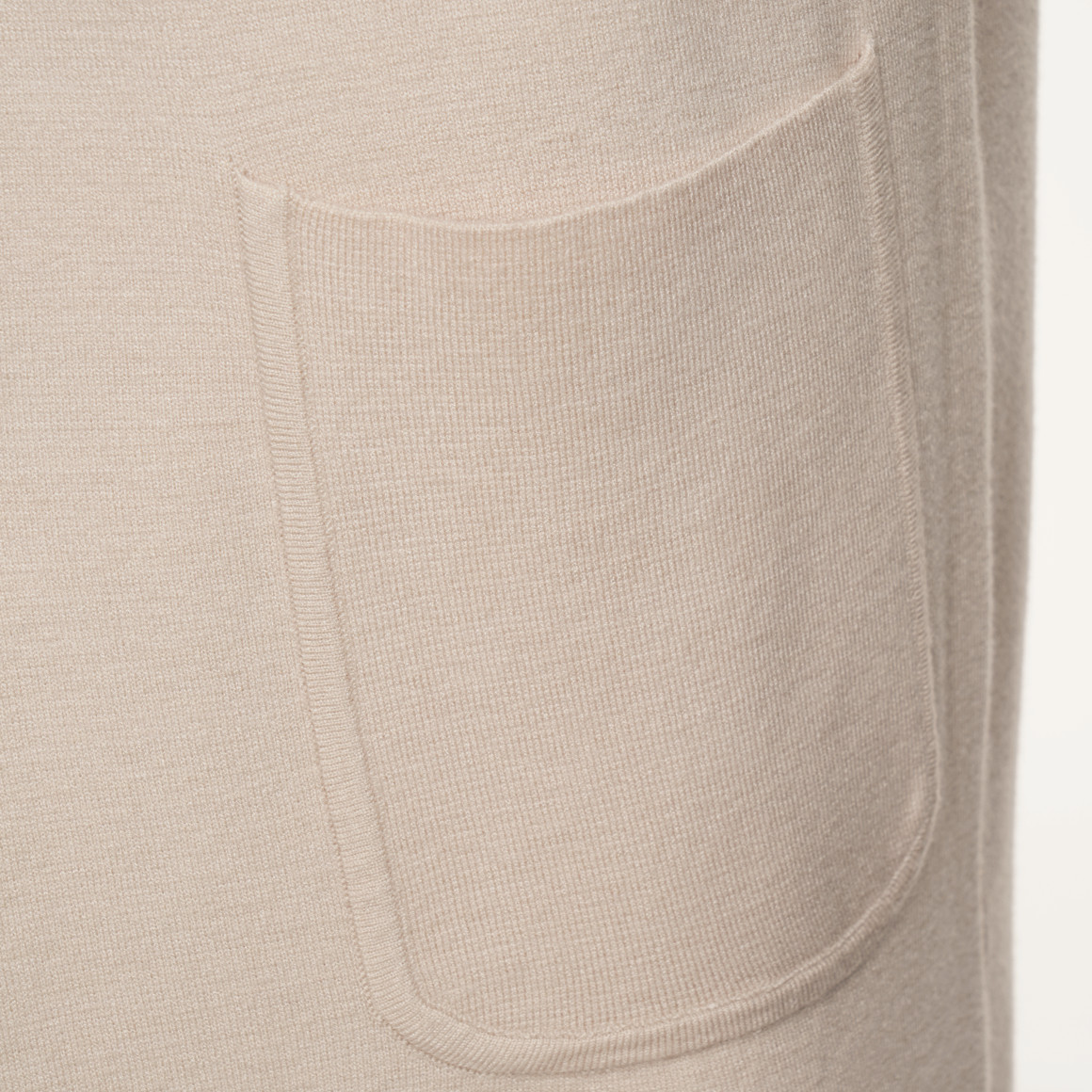 Damen Strickjacke lang geschnitten