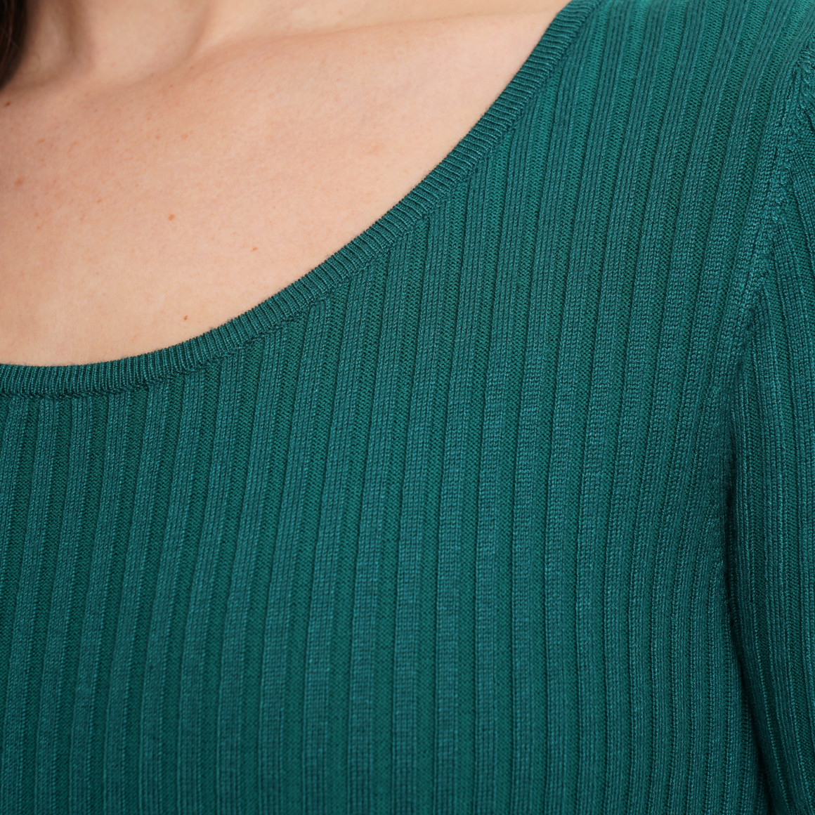 Damen Kurzarm-Strickpullover mit Rippstruktur