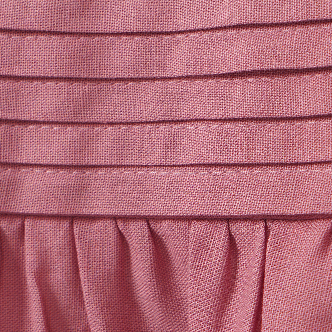 Mädchen Kleid mit Leinen