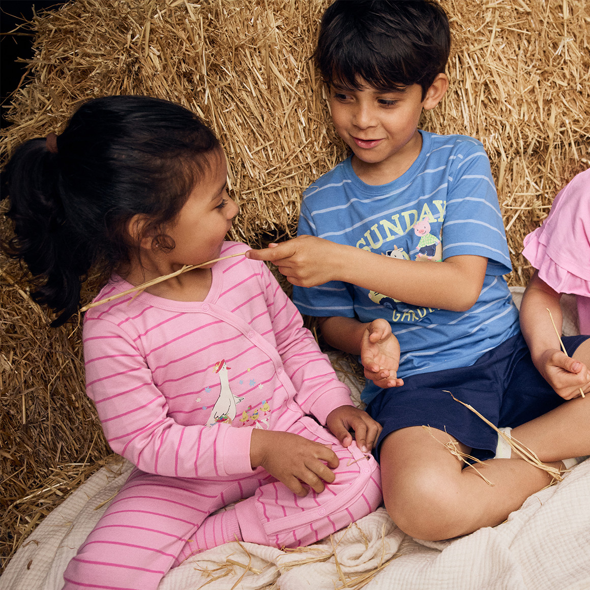 2 Baby Schlafanzüge aus Bio-Baumwolle