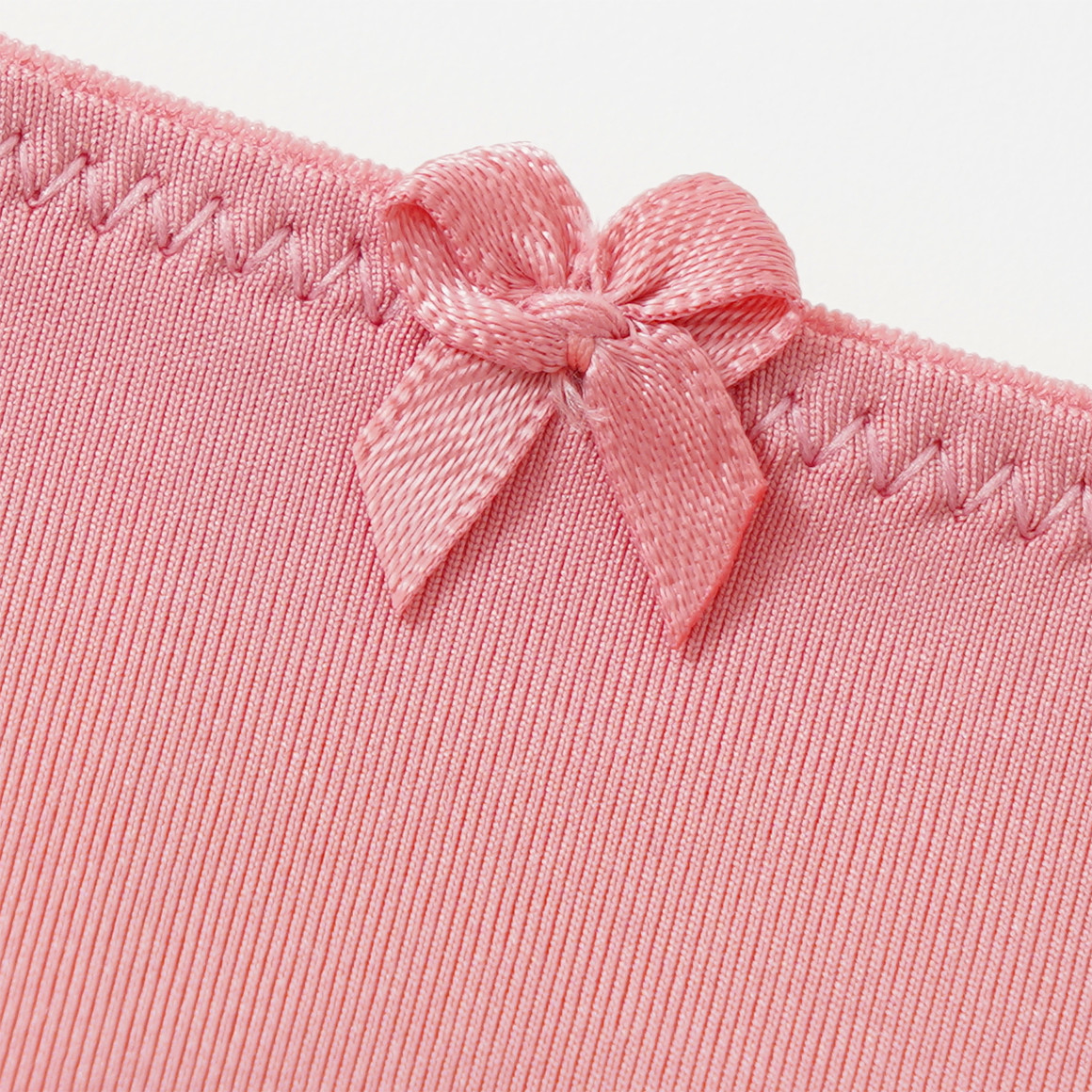 3 Damen Strings mit Spitze