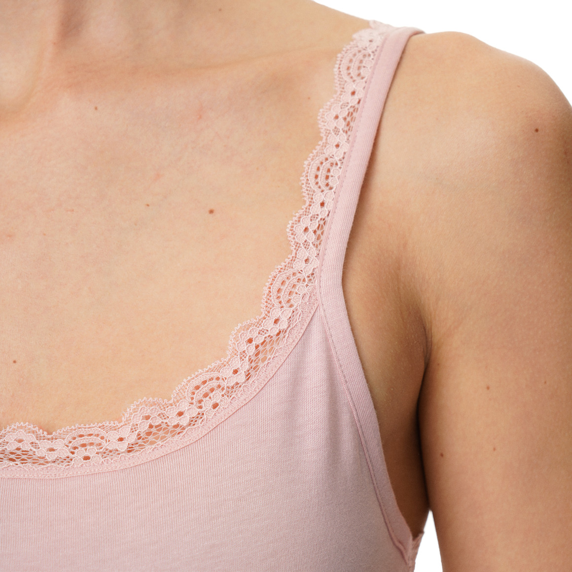 2 Damen Unterhemden mit Spitze