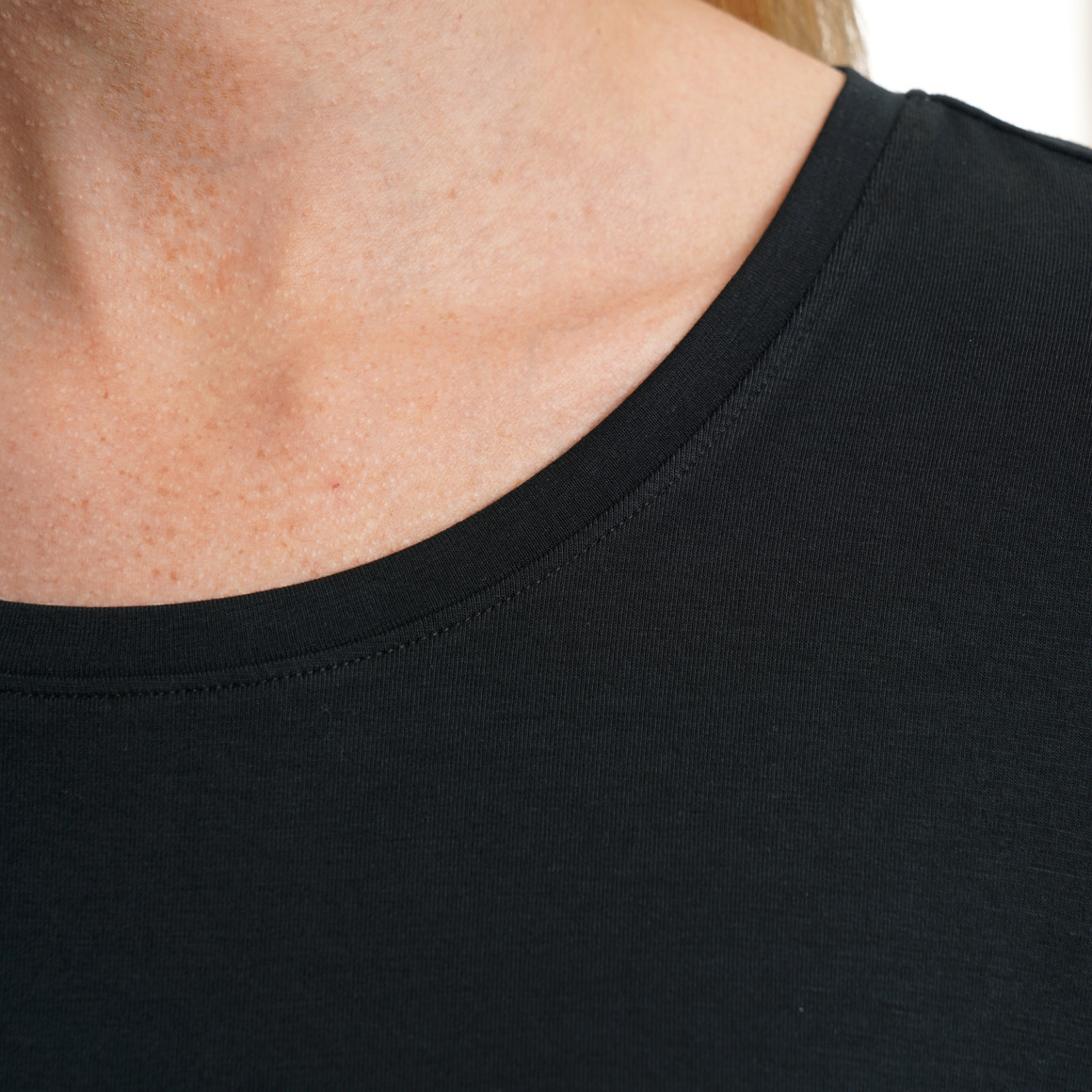 Damen T-Shirt mit fixierten Turn-ups