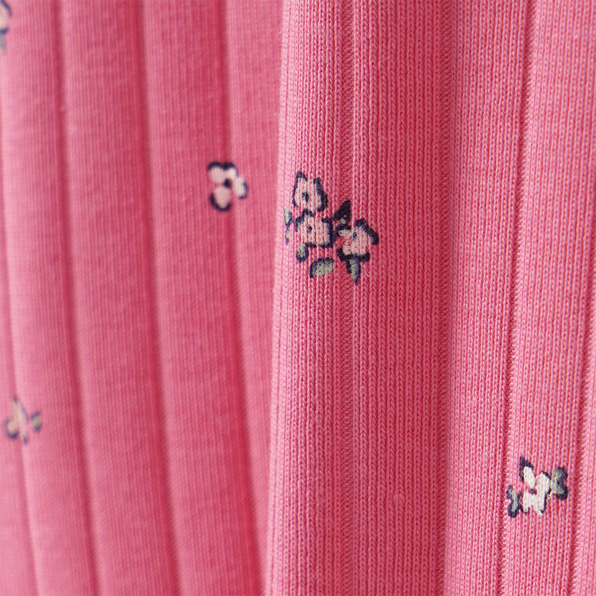 Mädchen T-Shirt mit Blümchen-Print