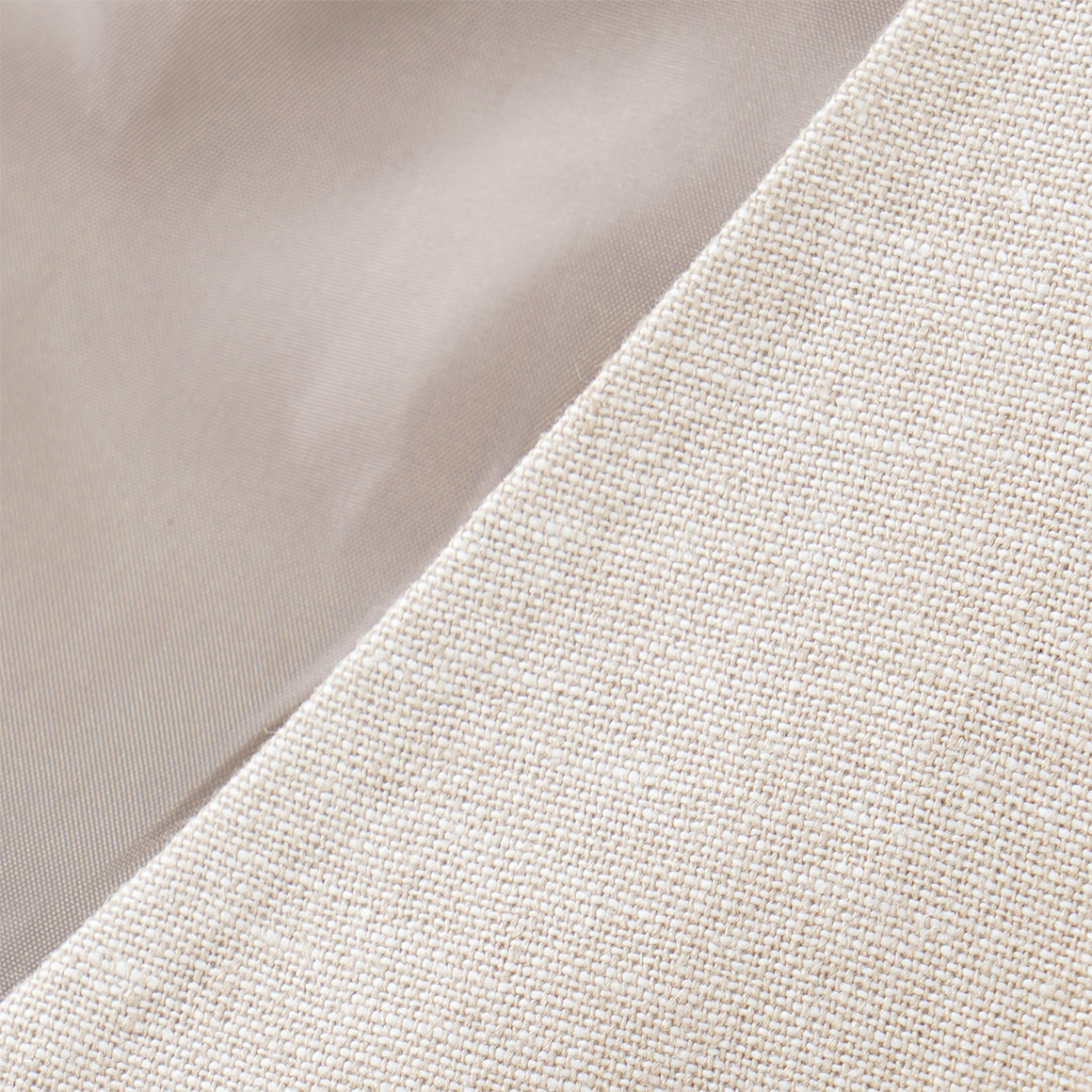 Linnen gekleed jongensvest met knopen