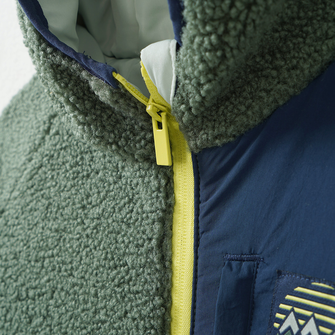 Jungen Teddyjacke mit Kapuze