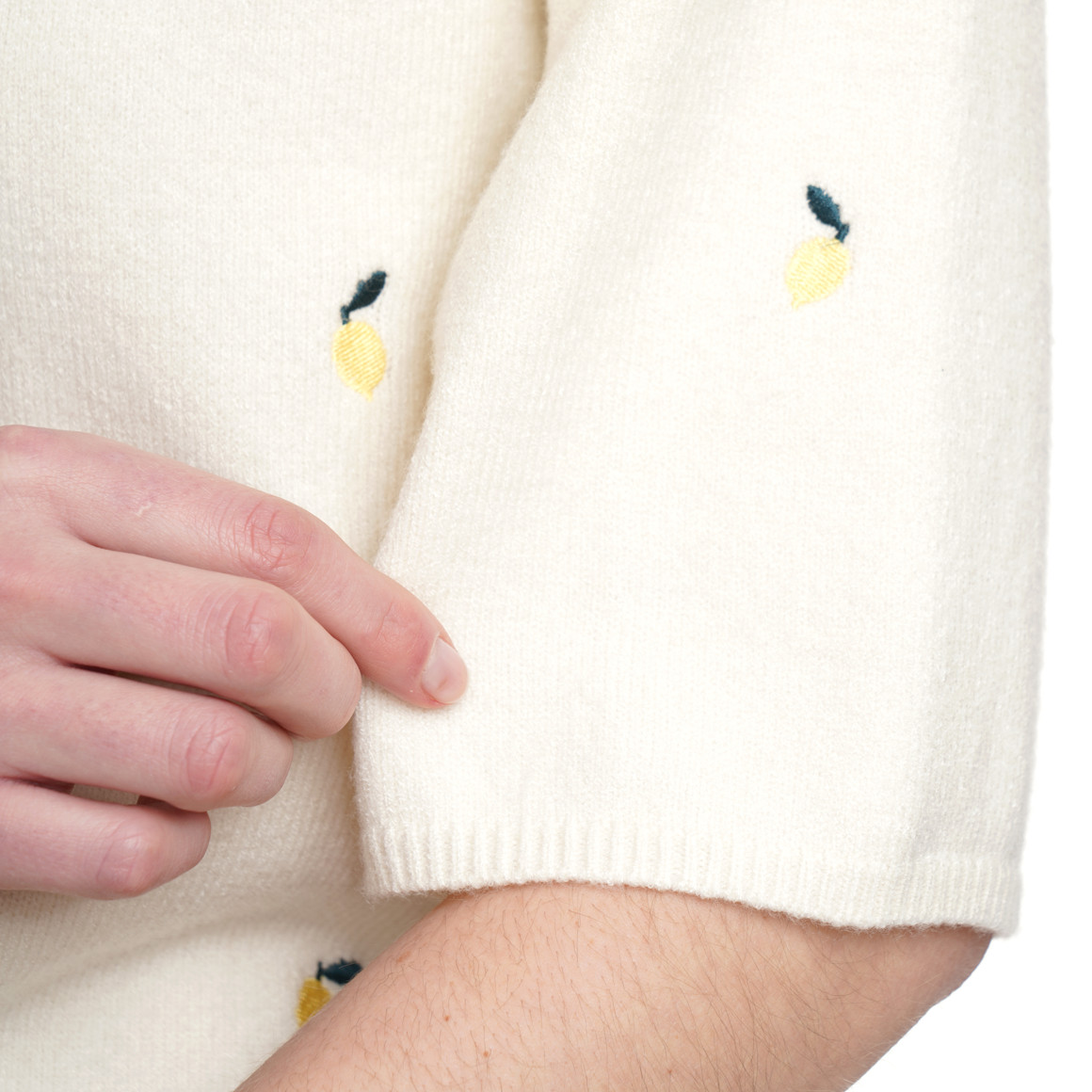 Damen Strickjacke mit Zitronen-Stickerei