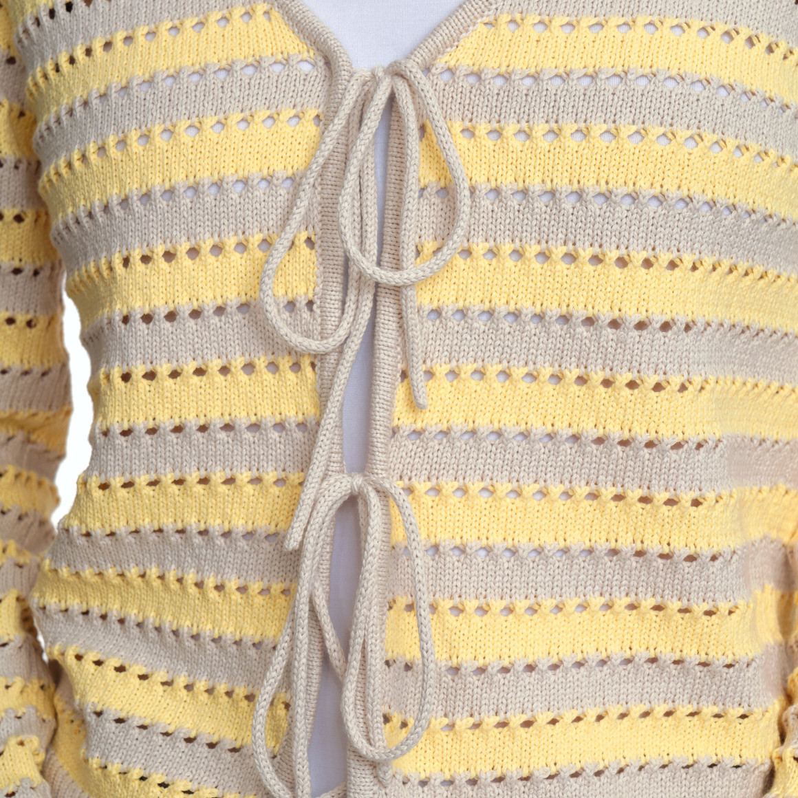 Damen Strickjacke mit Bindebändern