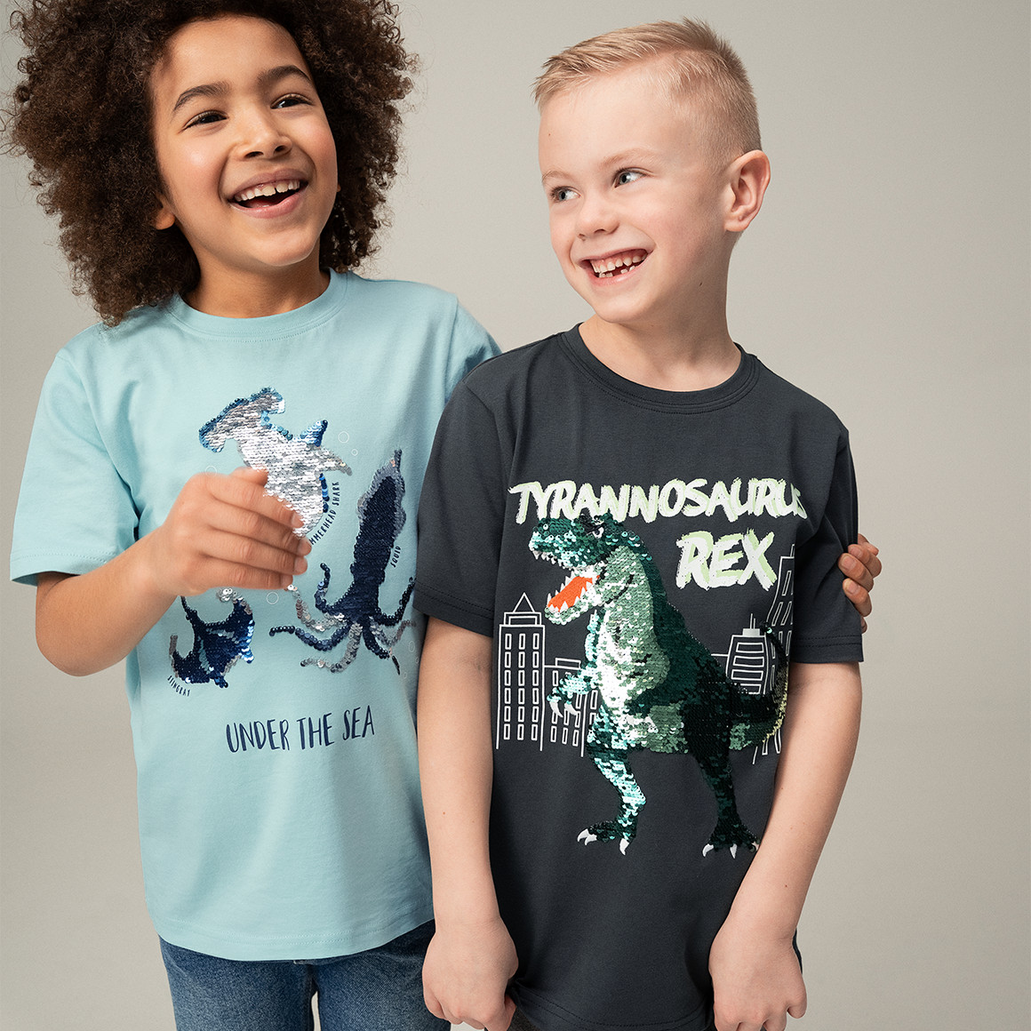 Jungen T-Shirt mit Wendepailletten