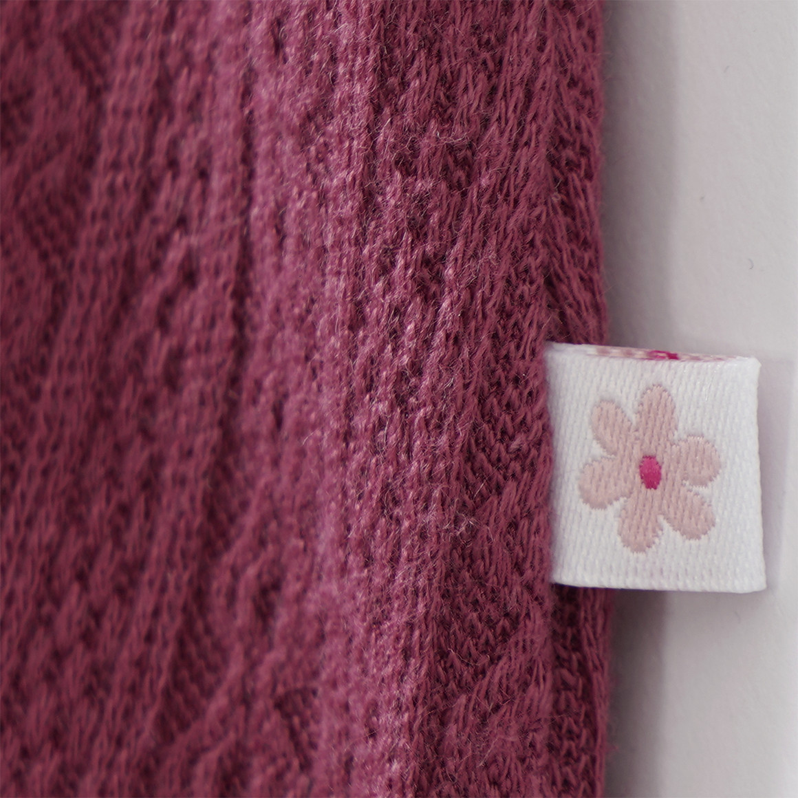 Baby T-Shirt aus strukturiertem Material