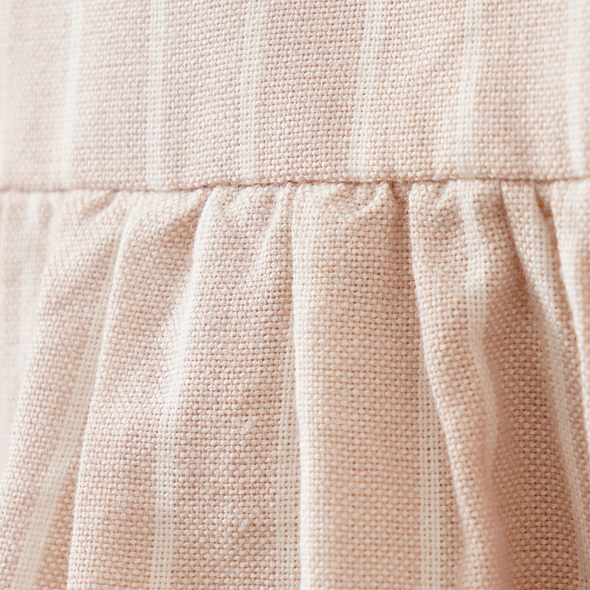 Baby Kleid mit Stickerei