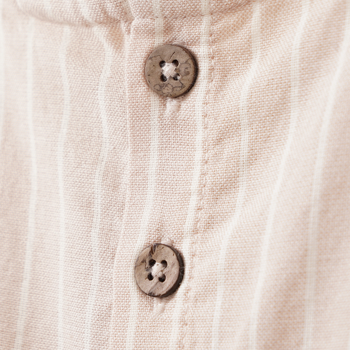 Baby Kleid mit Stickerei