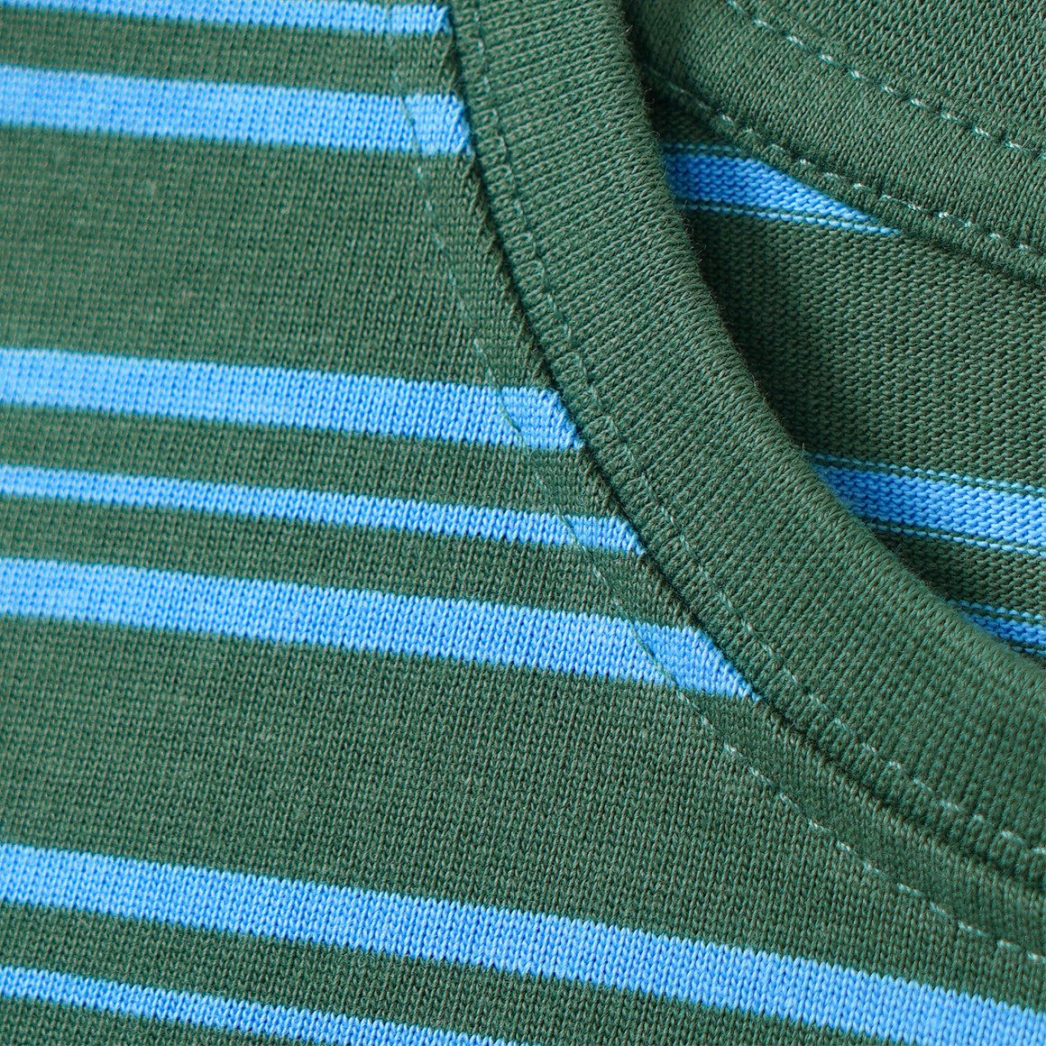 Jongens T-shirt met strepen