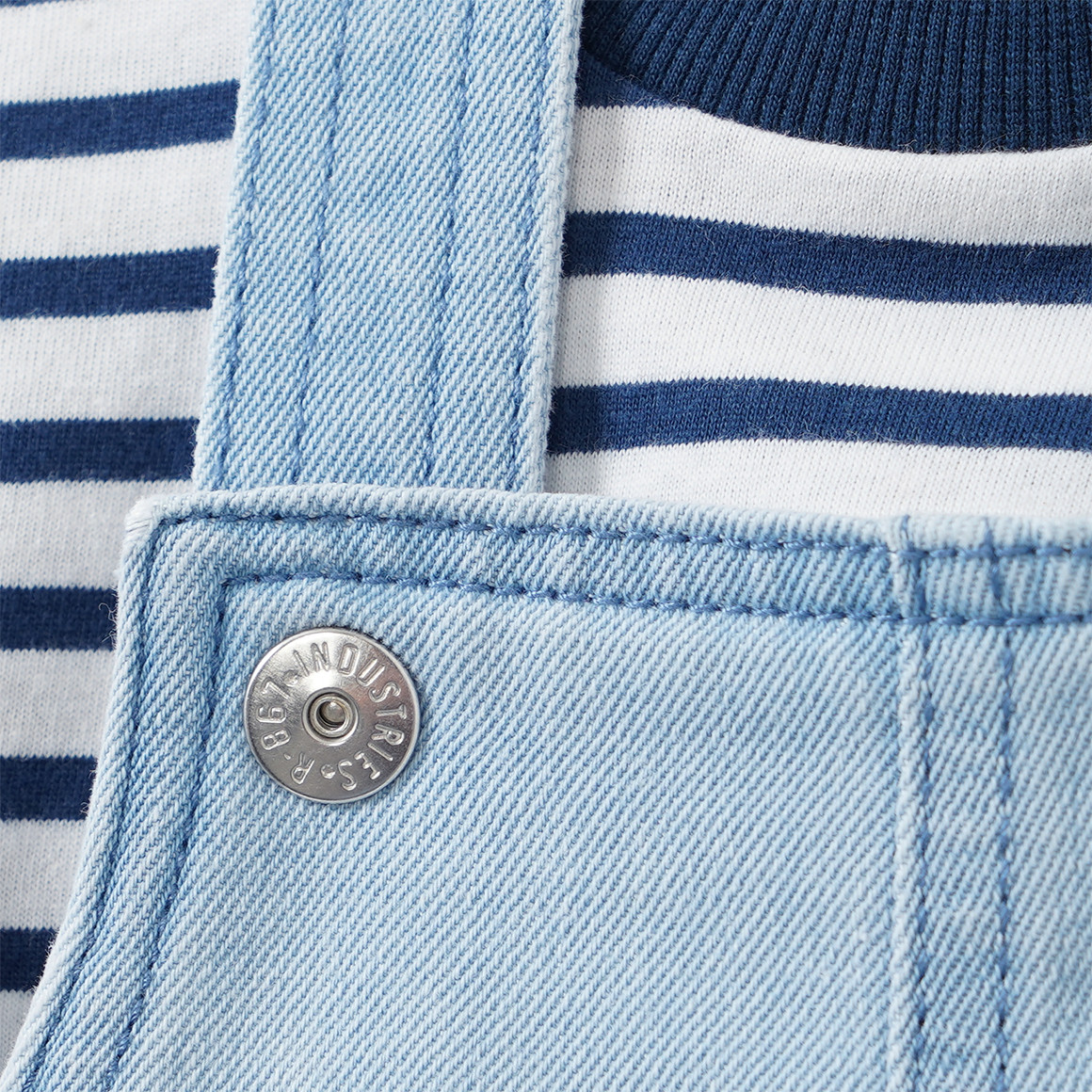 Baby tuinbroek en T-shirt in een set