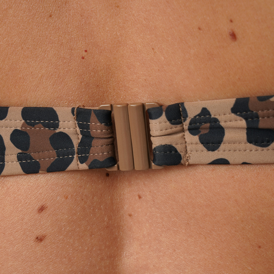 Damen Bikinioberteil im Leo-Look