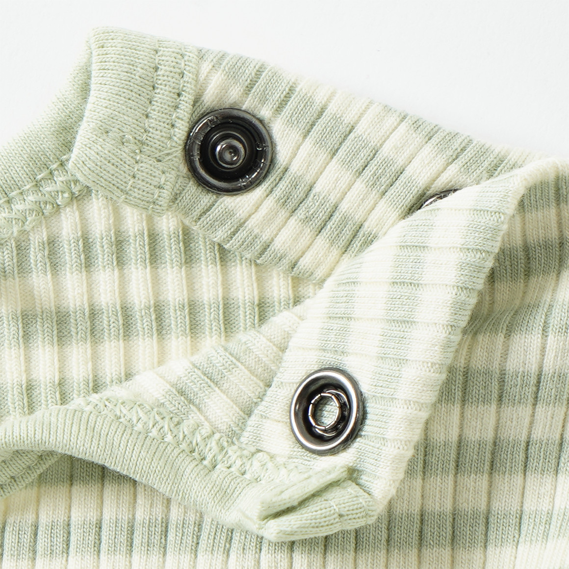 Newborn Langarmshirt mit Rippstruktur