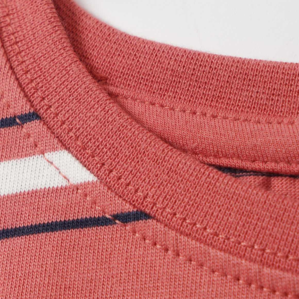 Jungen T-Shirt im Streifen-Look